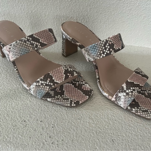 Kelly and Katie Sandals Size 7.5 - Picture 3 of 4